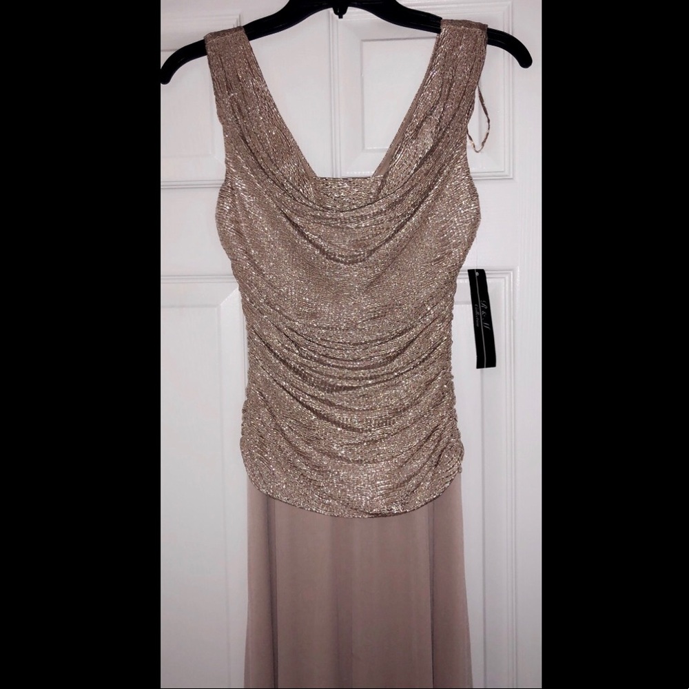 Evening/prom Dress. Home coming dress.